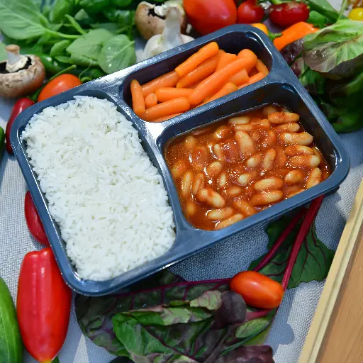 אורז, שעועית לבנה ברוטב עגבניות וגזר (בד"צ)